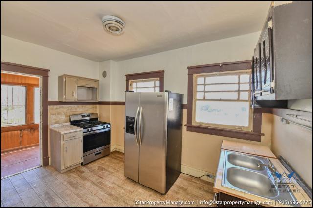 Building Photo - 1 bedroom in El Paso TX 79902