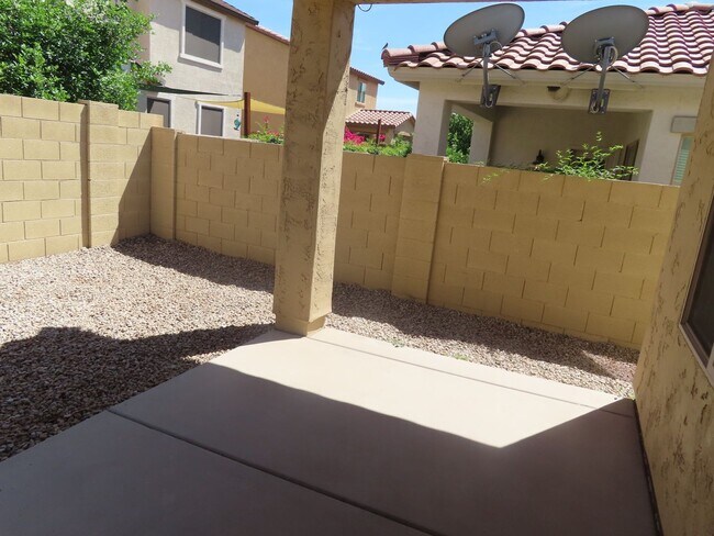 Building Photo - Gated Community At University & Sossamon