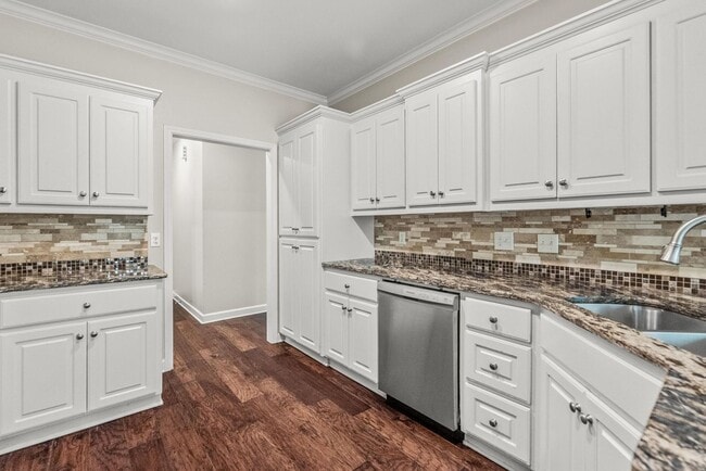 Building Photo - Updated 4BR/2BA One-Level Home on Maumelle Cul-de-Sac — Trail Access