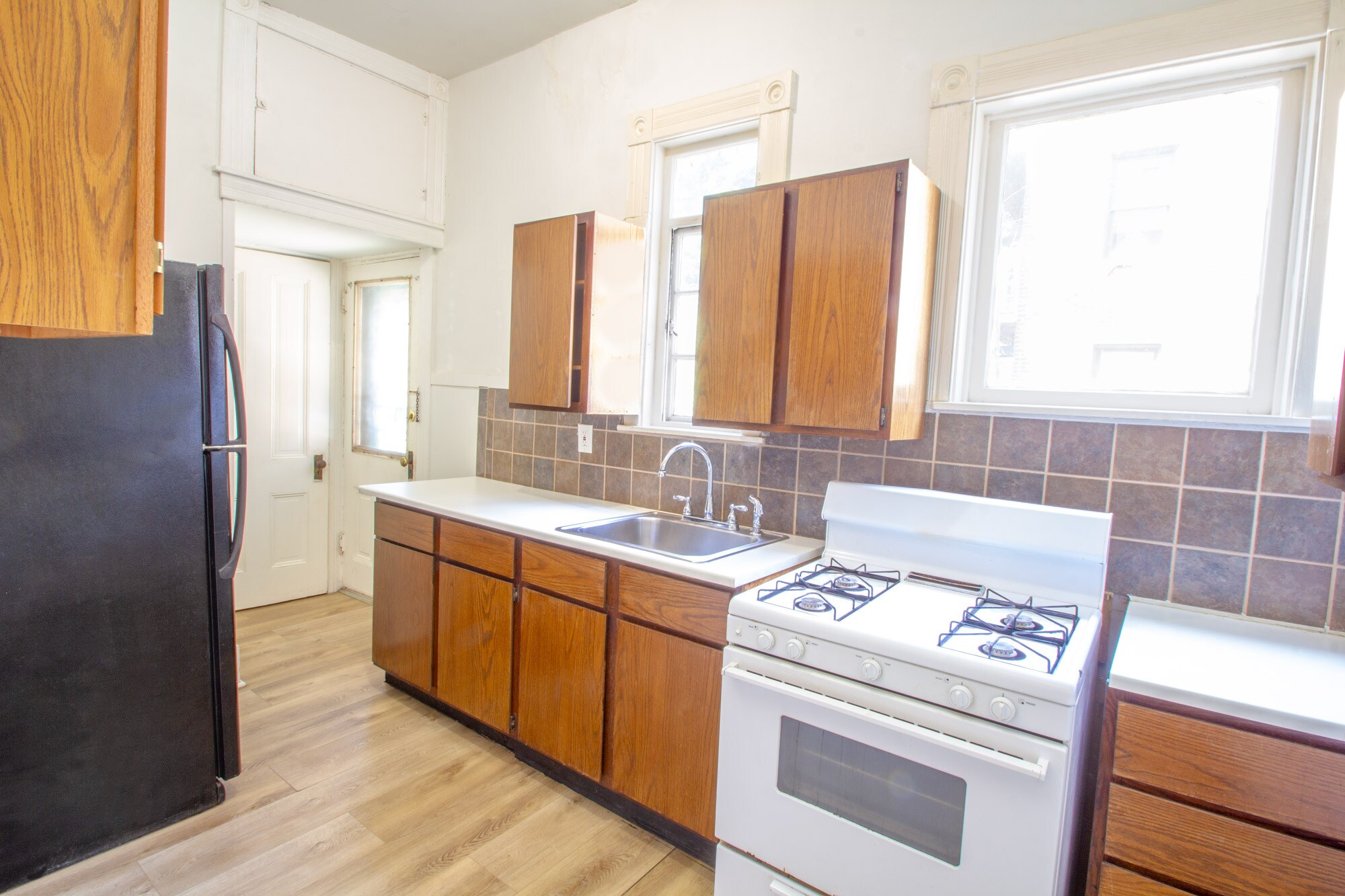 Building Photo - 707 Pitt St