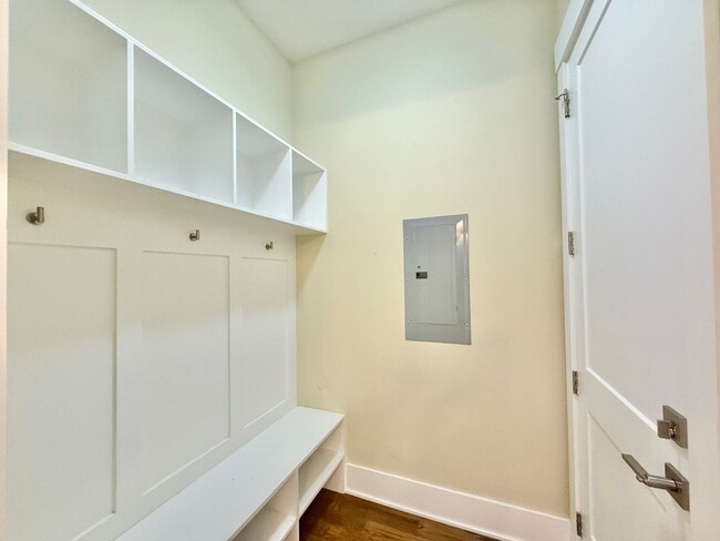 Building Photo - Modern 3BD, 3.5BA Raleigh Home on a Corner Lot with a 2-Car Attached Garage & Private Backyard in...