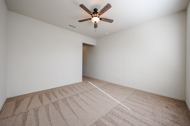 Building Photo - 4 Bedroom Home in Asante Community