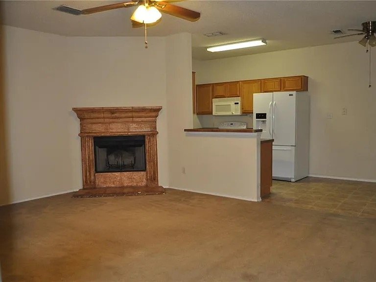 Building Photo - 6336 Downeast Dr