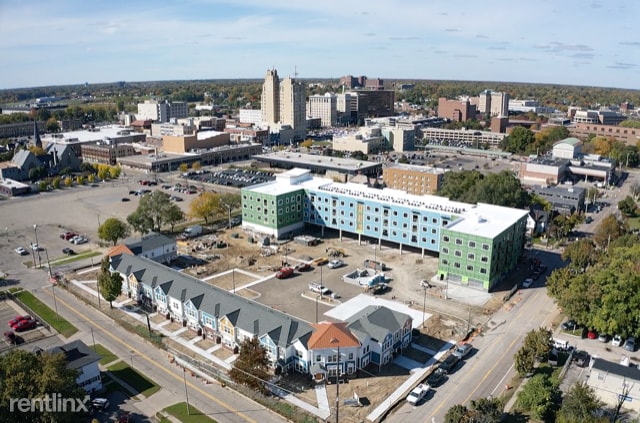 Building Photo - 310 E 3rd St