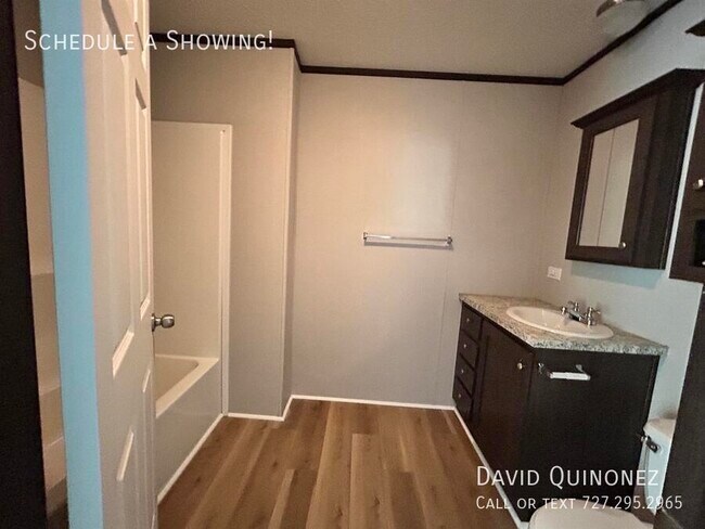 Building Photo - 5603 Heather View Ln