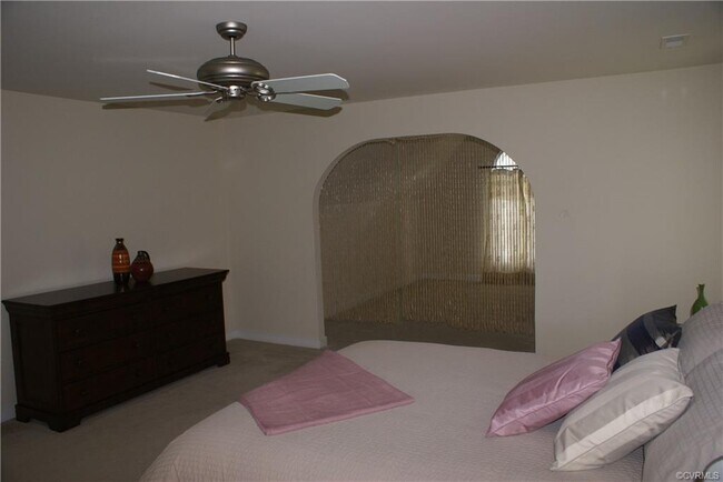 Building Photo - 4616 Sadler Grove Way