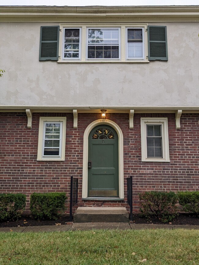 Building Photo - 3901 Plainville Rd