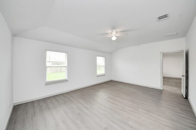 Building Photo - 7803 Golden Rubia Ln
