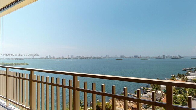 Primary Photo - 11113 Biscayne Blvd