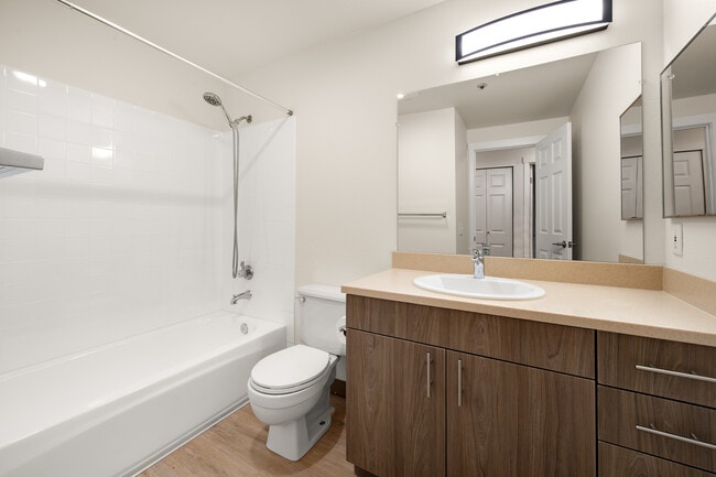 Building Photo - 7453 Newcastle Golf Club Rd