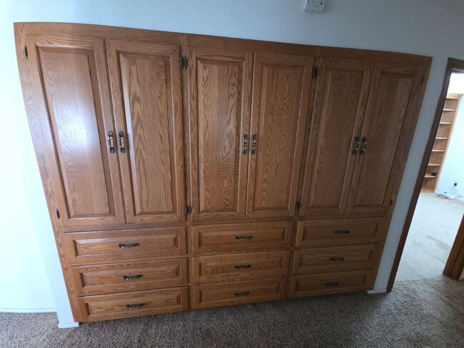 Building Photo - Gorgous 3 Bedroom 2/5 Bath Country Home