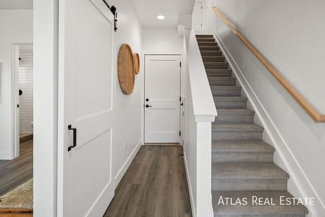 Building Photo - 4523 Tabor St