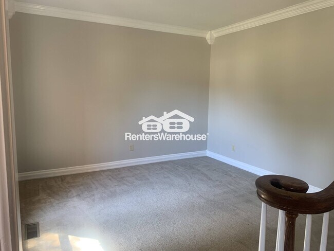 Building Photo - 117 Waterbury Dr