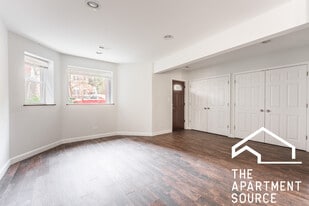 Building Photo - 2765 W Francis Pl