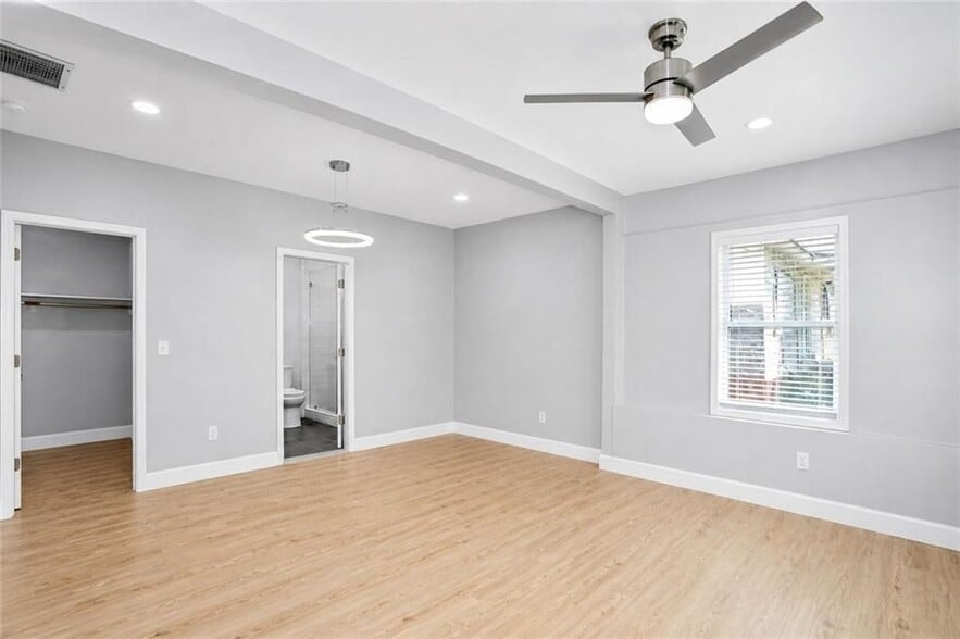 Building Photo - 2203 Wingate St SW