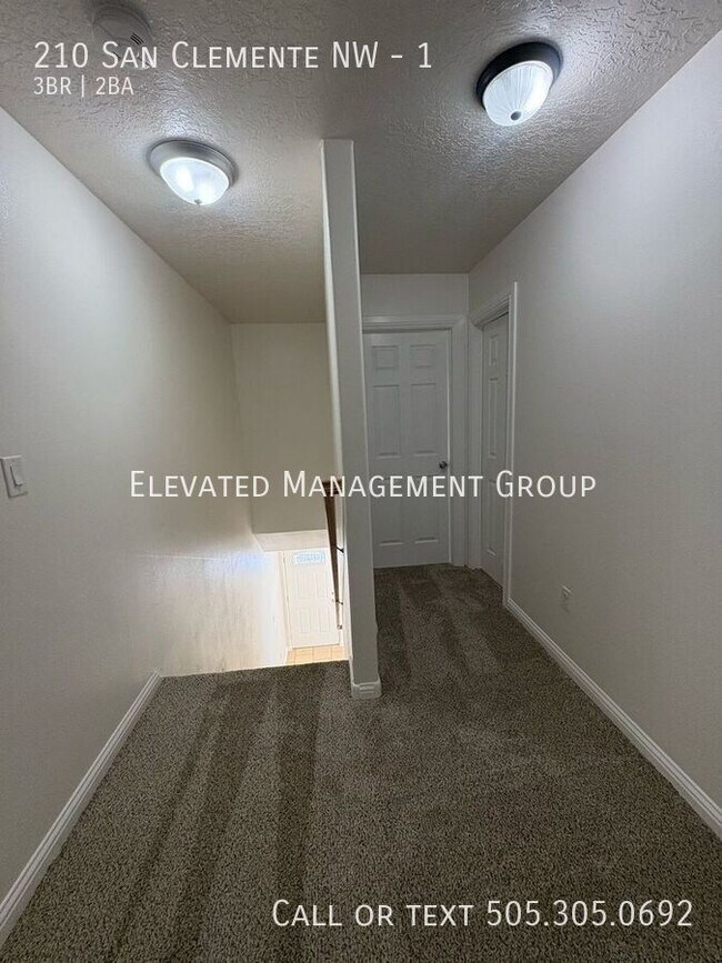 Building Photo - 210 San Clemente Ave NW