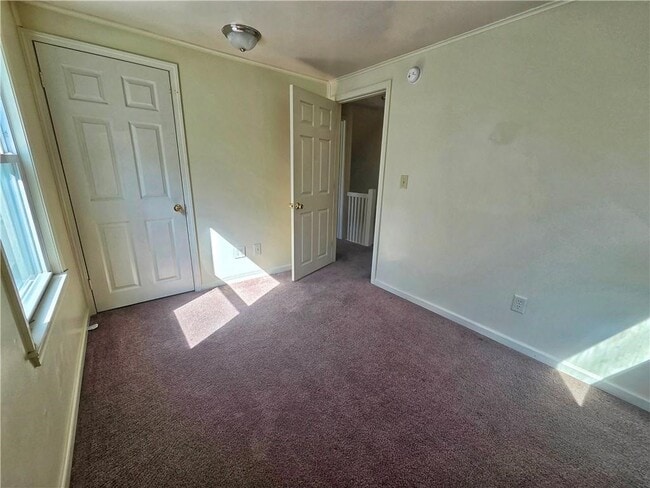 Building Photo - 235 B Allen St