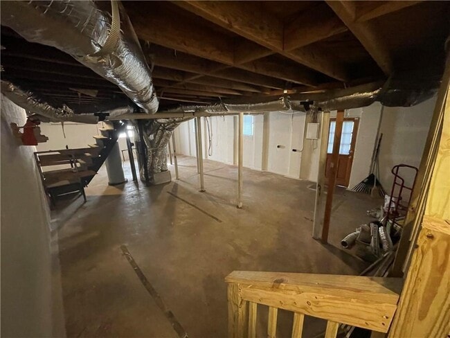 Building Photo - 3043 Glendale Ct