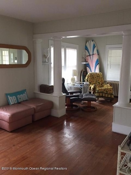 Building Photo - 318 15th Ave