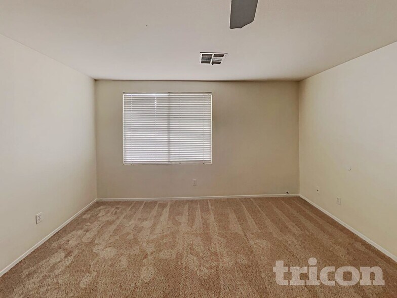 Building Photo - 10207 S Ghost Gum St