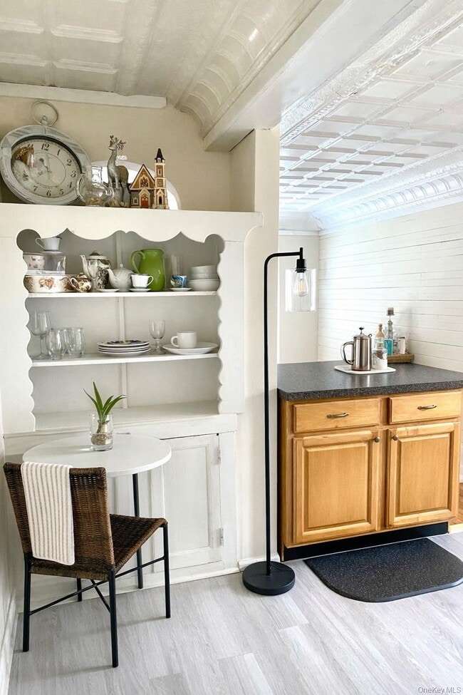 Building Photo - 103 Watkins Ave