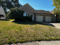 Building Photo - 23 Groton Dr