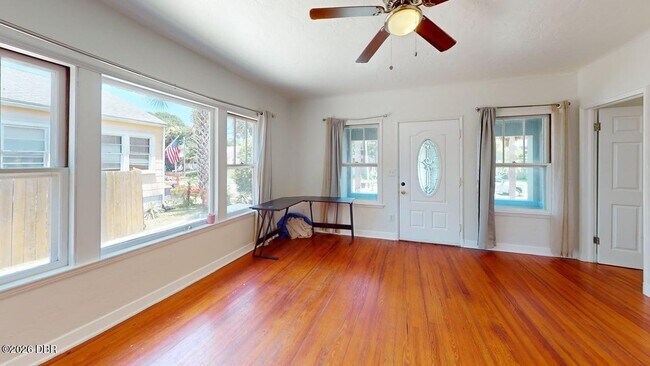 Building Photo - 318 Braddock Ave