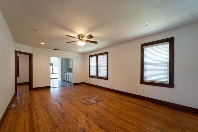 Building Photo - 3/1.5 Downtown St. Augustine Home