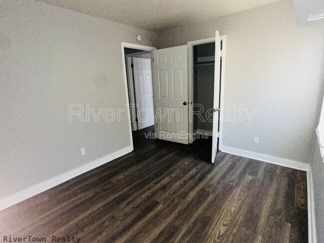 Building Photo - 1706 Combs St