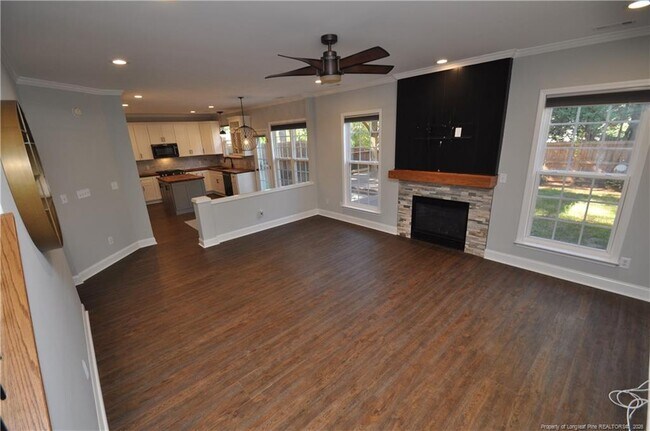 Building Photo - 124 Shadow Mountain Ln