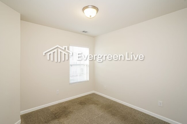 Building Photo - 950 Hamilton Cross Dr