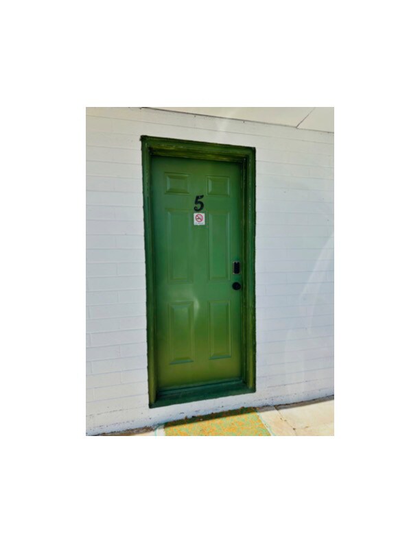 Building Photo - 187 W Center St