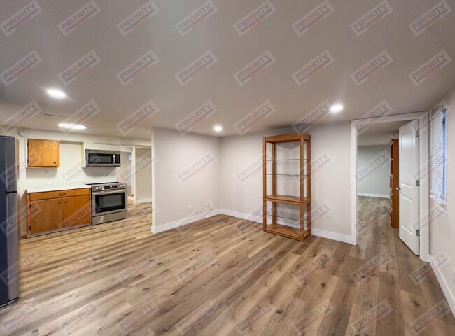 Building Photo - Updated Downtown Ranch with Mother-in-Law Suite