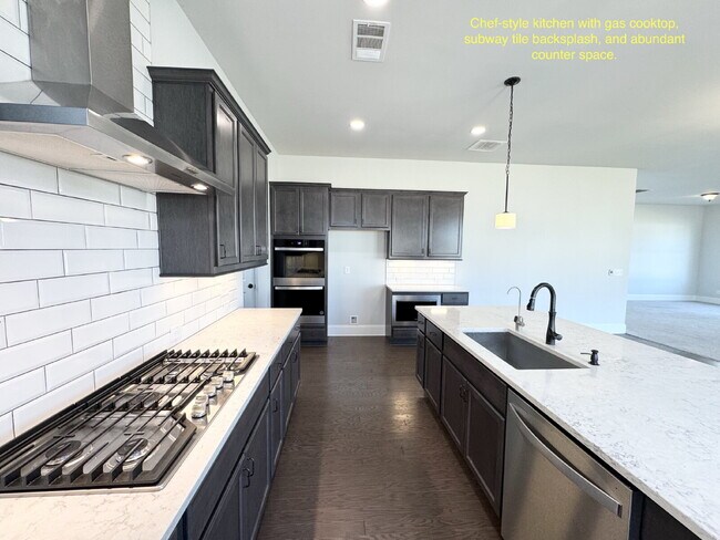 Building Photo - Modern 5 Bed Home with Open Layout, Tankless Water Heater, EV-Ready Garage, and Community Amenities