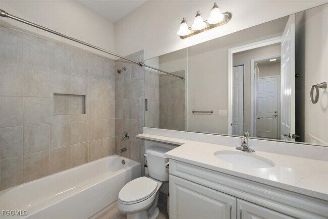 Building Photo - 10087 Chesapeake Bay Dr