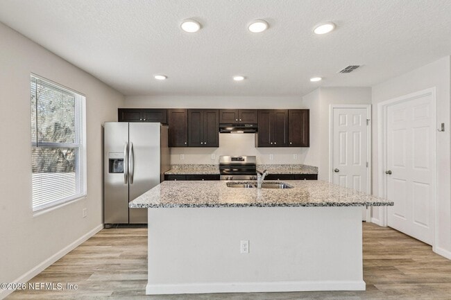 Building Photo - 5453 Wabash Blvd