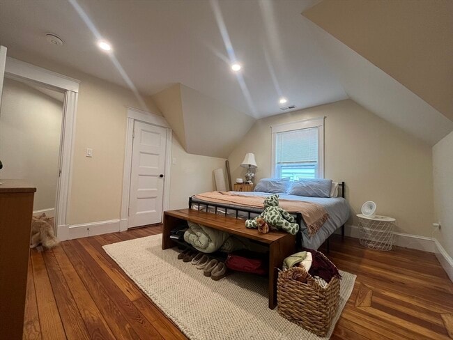 Building Photo - 18 Colberg Ave