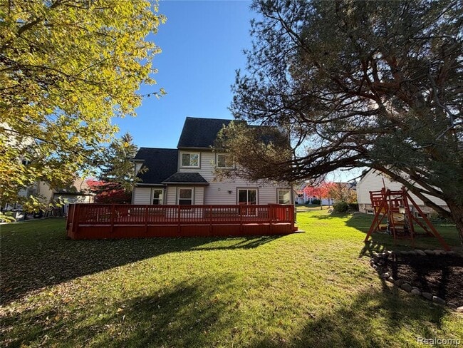 Building Photo - 39588 Squire Rd