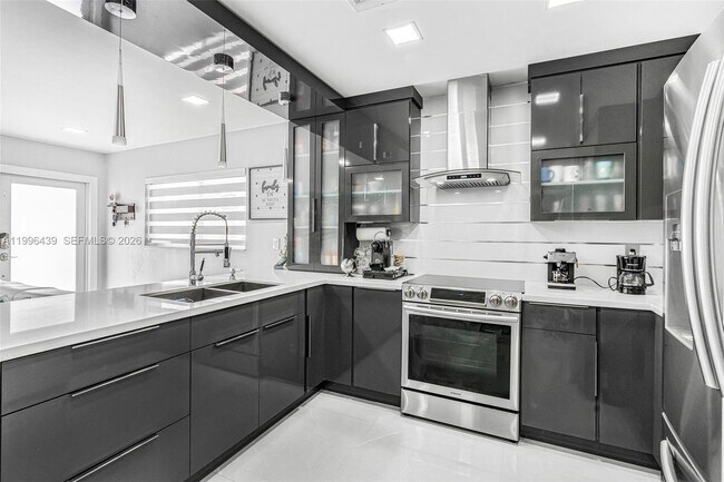 Building Photo - 12001 SW 176th Terrace