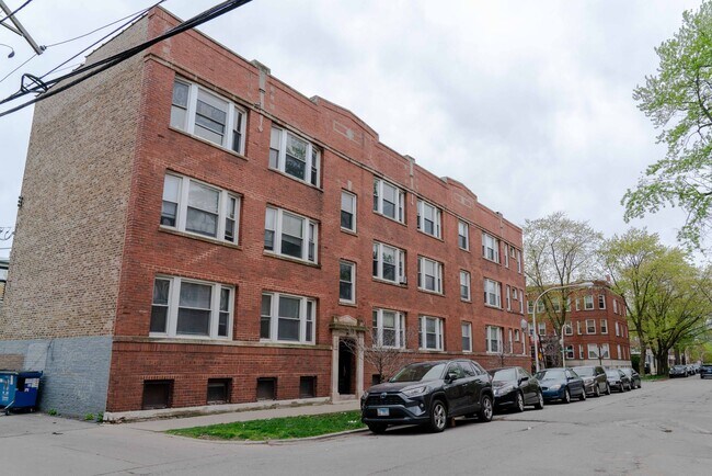 Building Photo - Southport Corridor - 1 Bed / 1 Bath - Heat Included