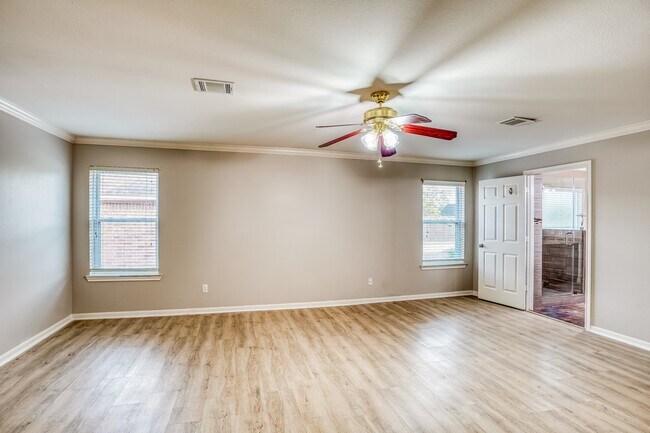 Building Photo - 2309 San Augustine Ln