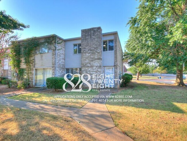Building Photo - *AVAILABLE NOW!* Spacious 3 Bed/2.5 Bath Condo in East Norman!
