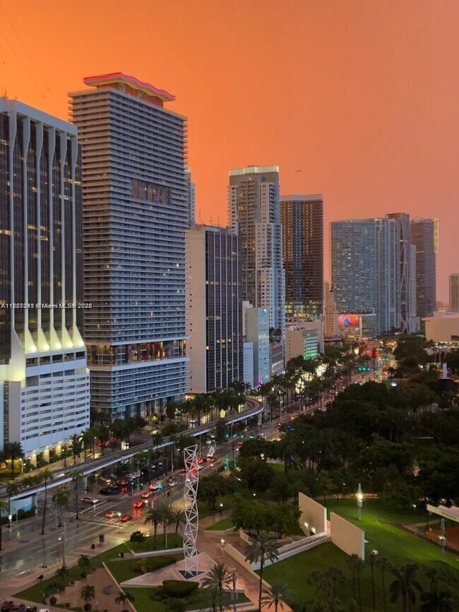 Building Photo - 335 S Biscayne Blvd