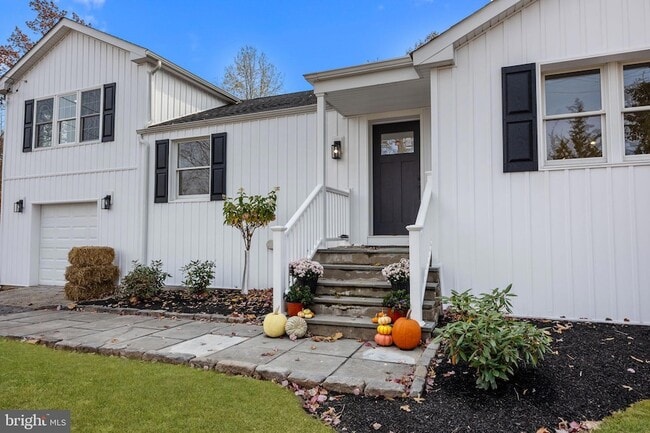 Building Photo - 271 Stoopville Rd