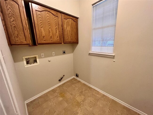 Building Photo - 14604 Swinley Forest Cove