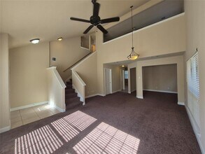 Building Photo - 8800 Hazelhurst Dr