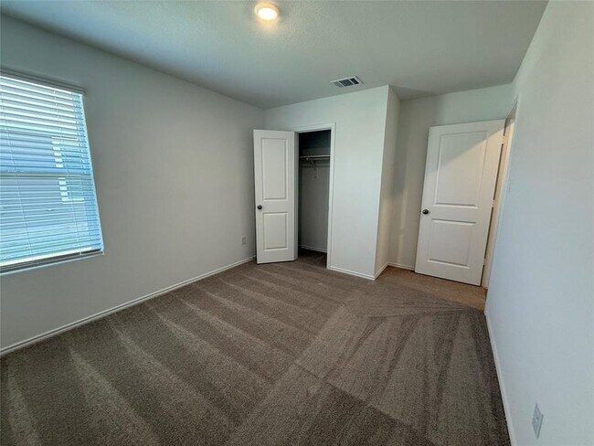 Building Photo - 165 Kyanite Dr