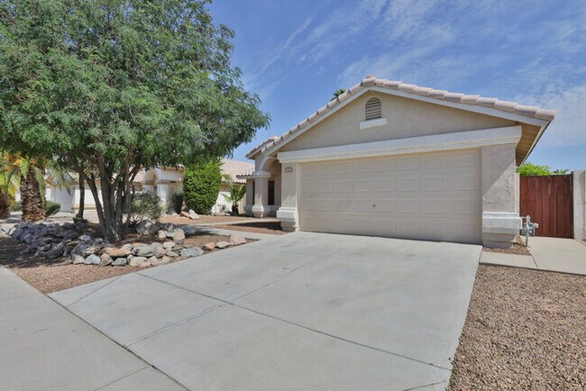 Primary Photo - Clemente Ranch 4 bedroom