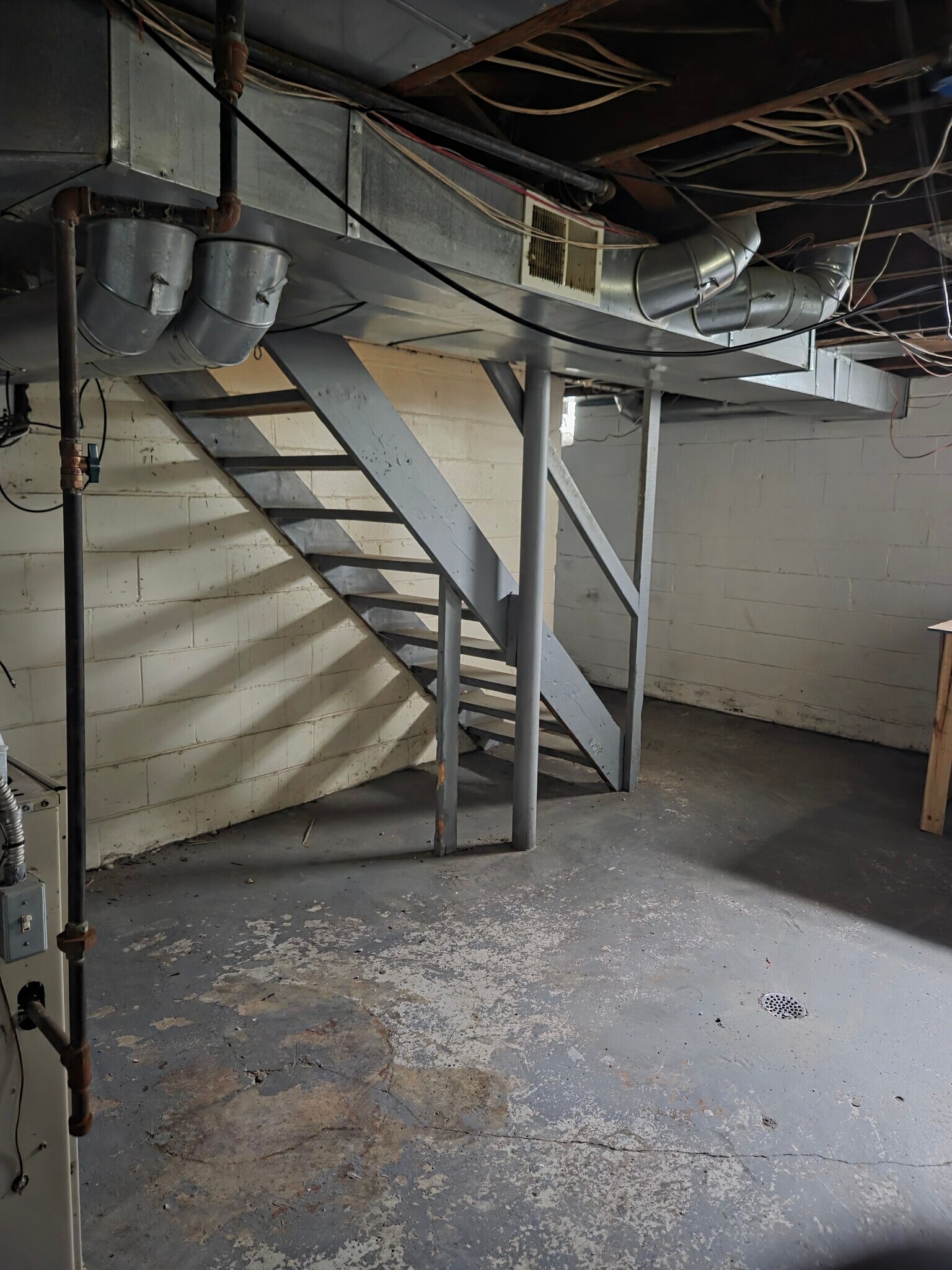 Building Photo - 21635 Moross Rd