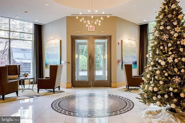 Building Photo - 155 Potomac Passage